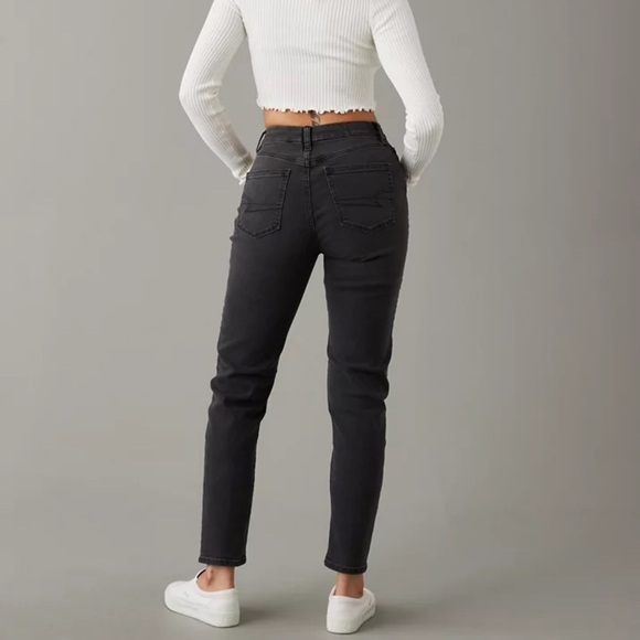 American Eagle Curvy Mom Jean High Rise - Picture 2 of 12